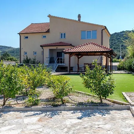 Antonija Holiday home Sibenik