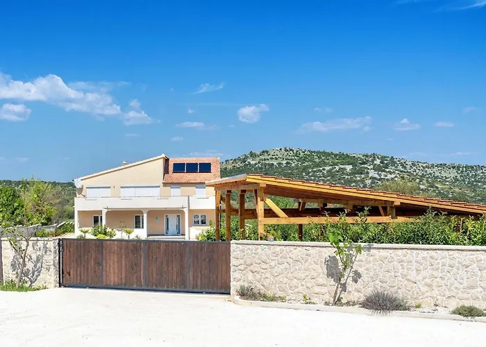 בית נופש Antonija שיבניק