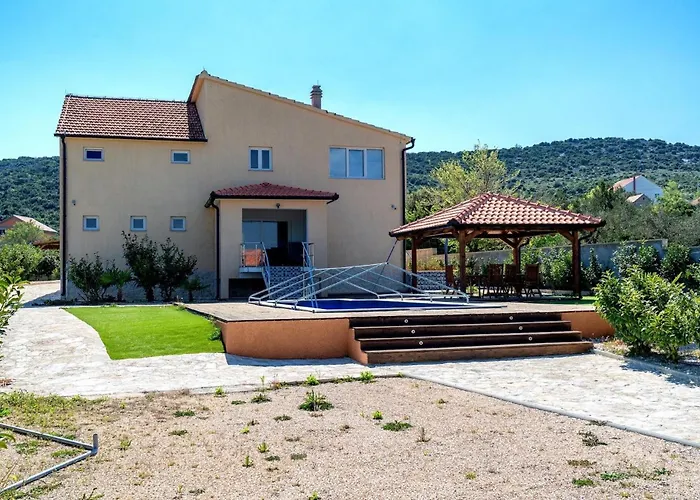 Nyaraló Antonija Šibenik